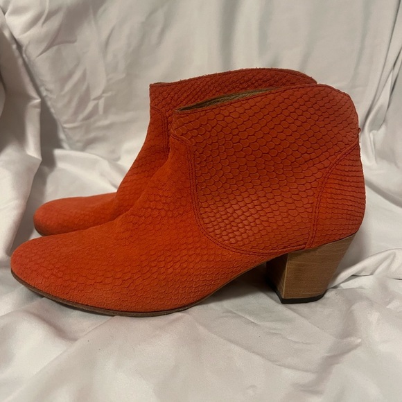 H by Hudson Snake Print Orange Ankle Boots 8 - Picture 2 of 5